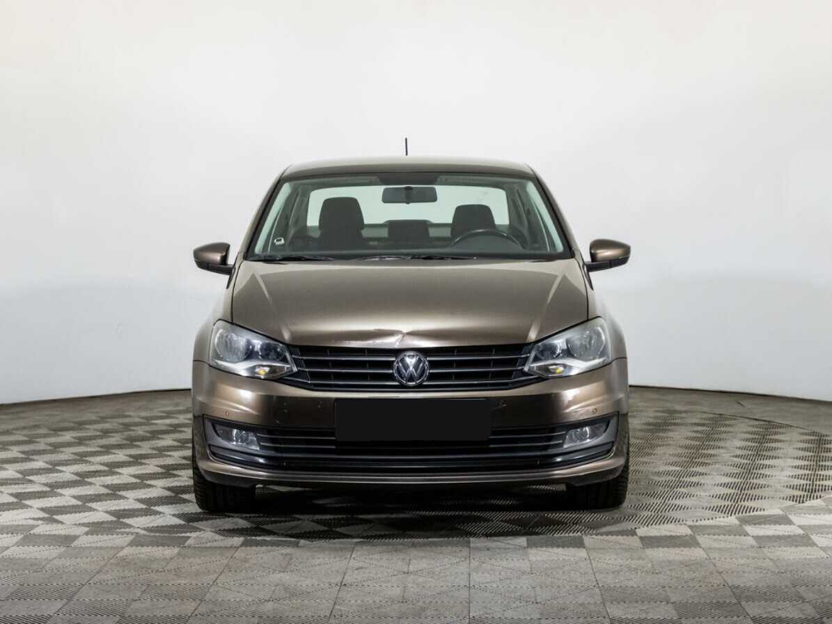 Купить Volkswagen Polo, 2018, 83 000 км, фото №2