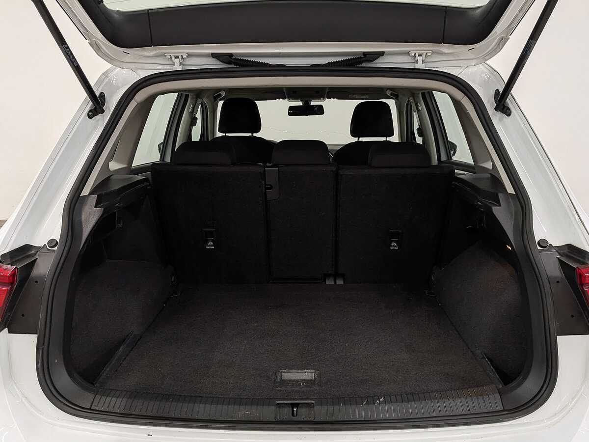 Купить Volkswagen Tiguan, 2021, 157 146 км, фото №10