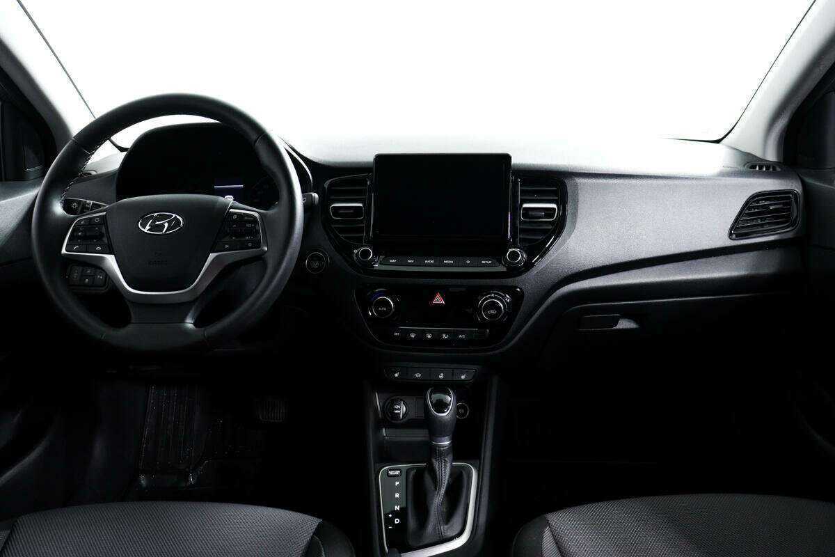 Купить Hyundai Solaris, 2020, 12 910 км, фото №11