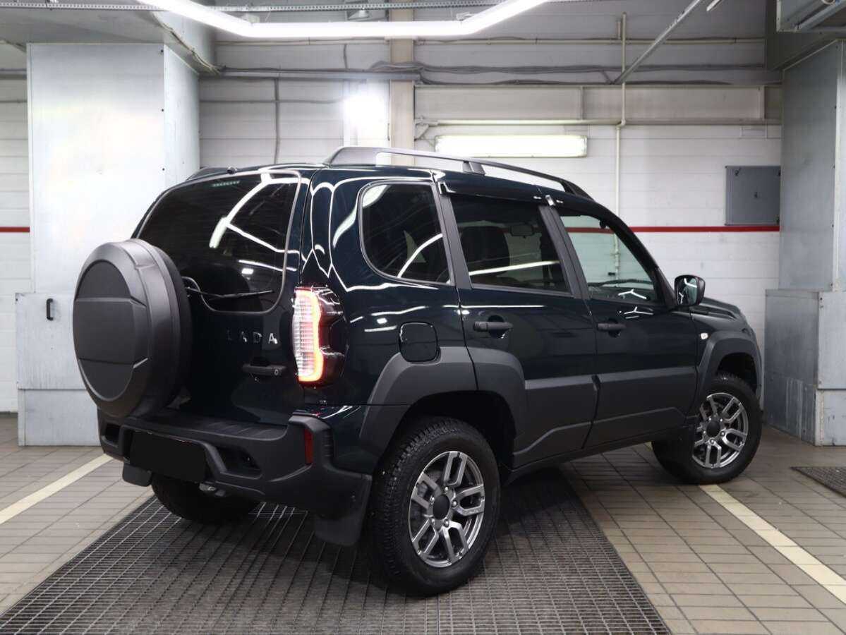 Купить Lada (ВАЗ) Niva, 2023, 7 800 км, фото №2