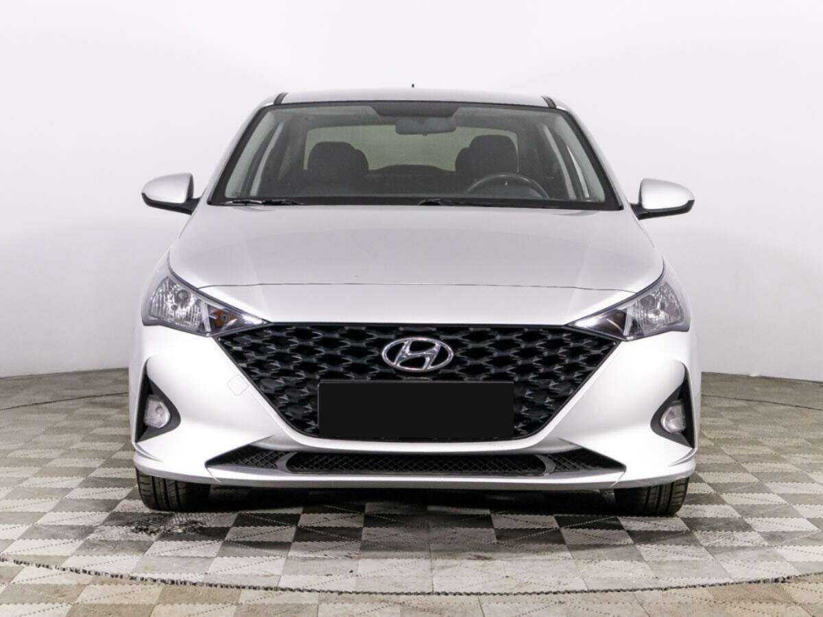 Купить Hyundai Solaris, 2020, 119 000 км, фото №2