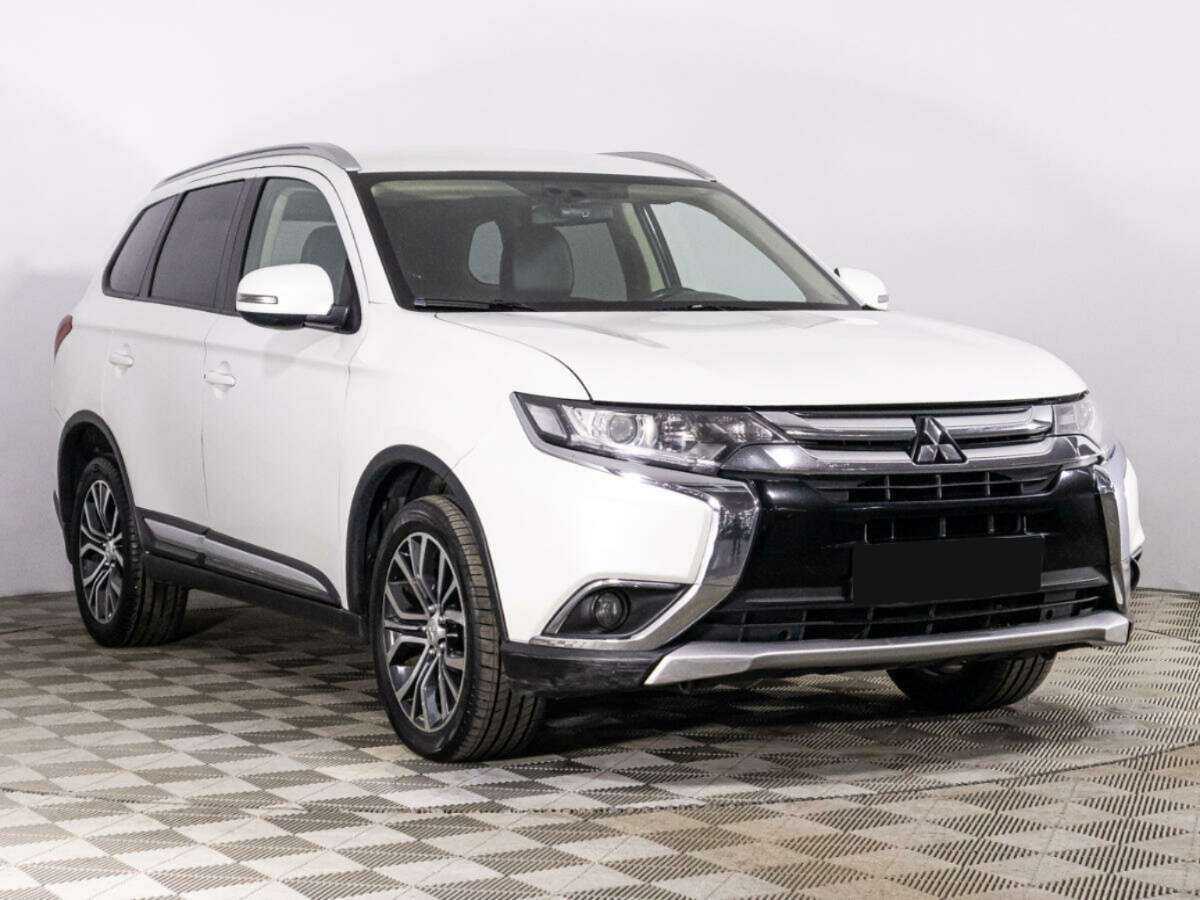 Купить Mitsubishi Outlander, 2017, 190 759 км, фото №3
