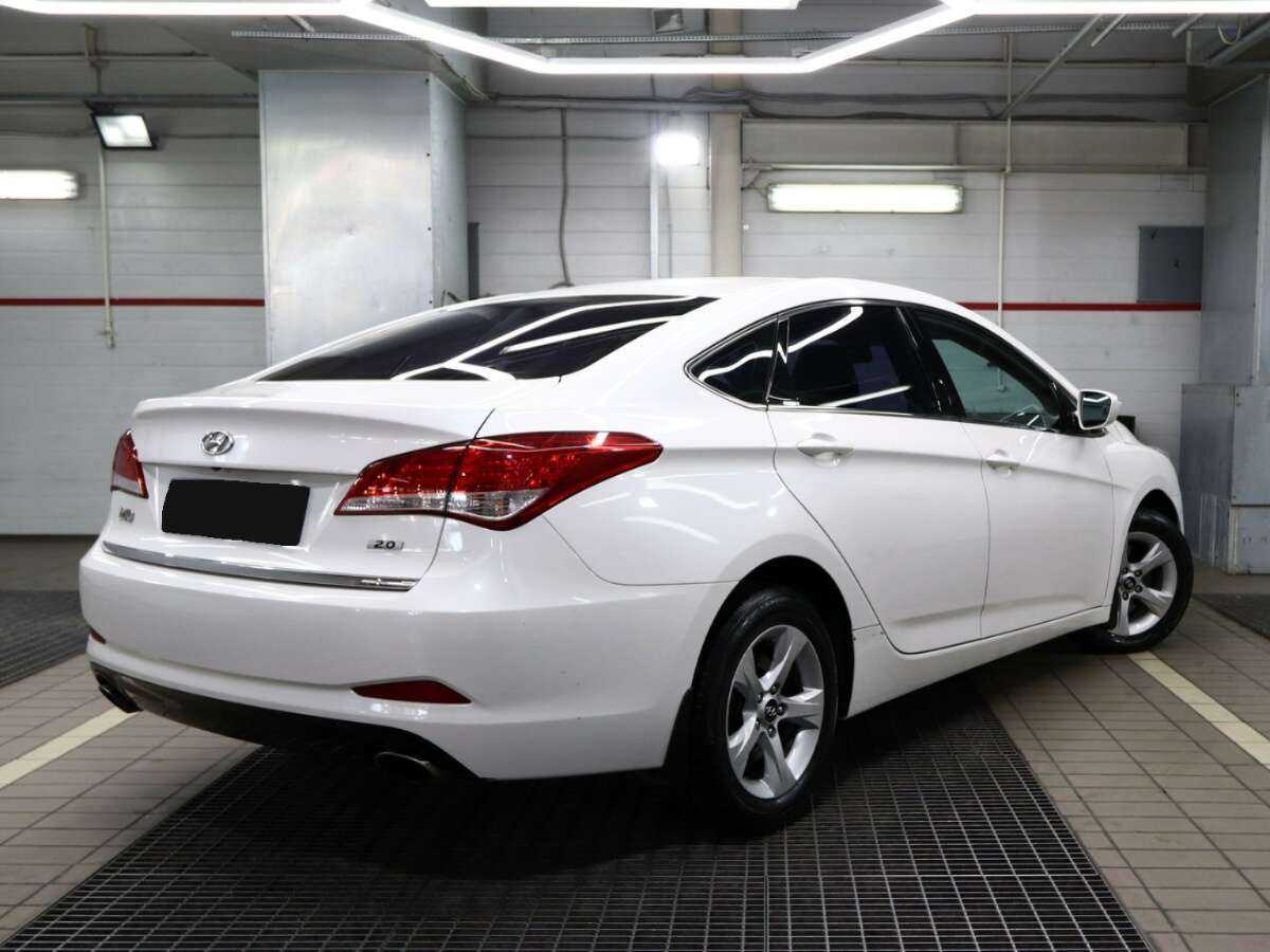 Купить Hyundai i40, 2014, 111 000 км, фото №2