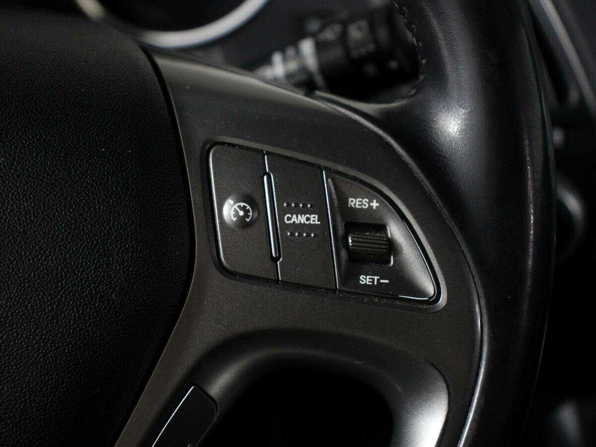 Купить Hyundai ix35, 2013, 182 117 км, фото №16