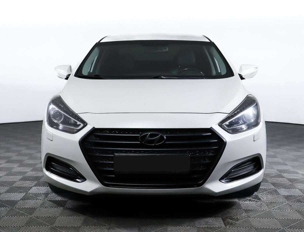 Купить Hyundai i40, 2015, 126 400 км, фото №2