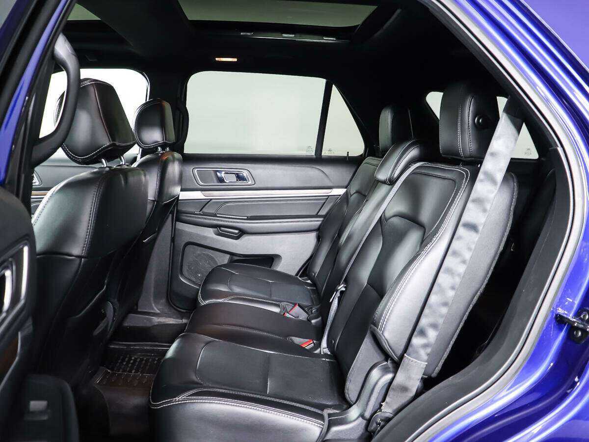 Купить Ford Explorer, 2017, 38 641 км, фото №11