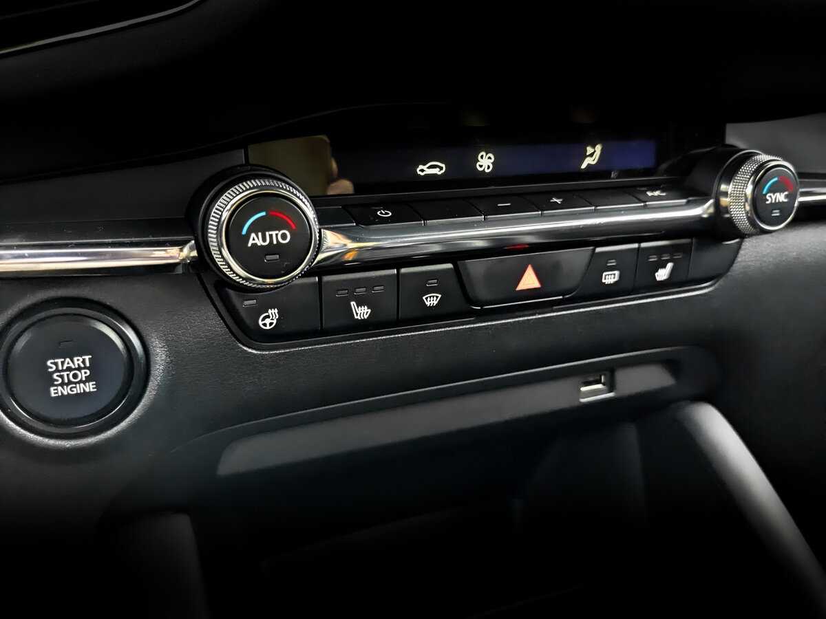 Купить Mazda 3, 2019, 61 276 км, фото №20