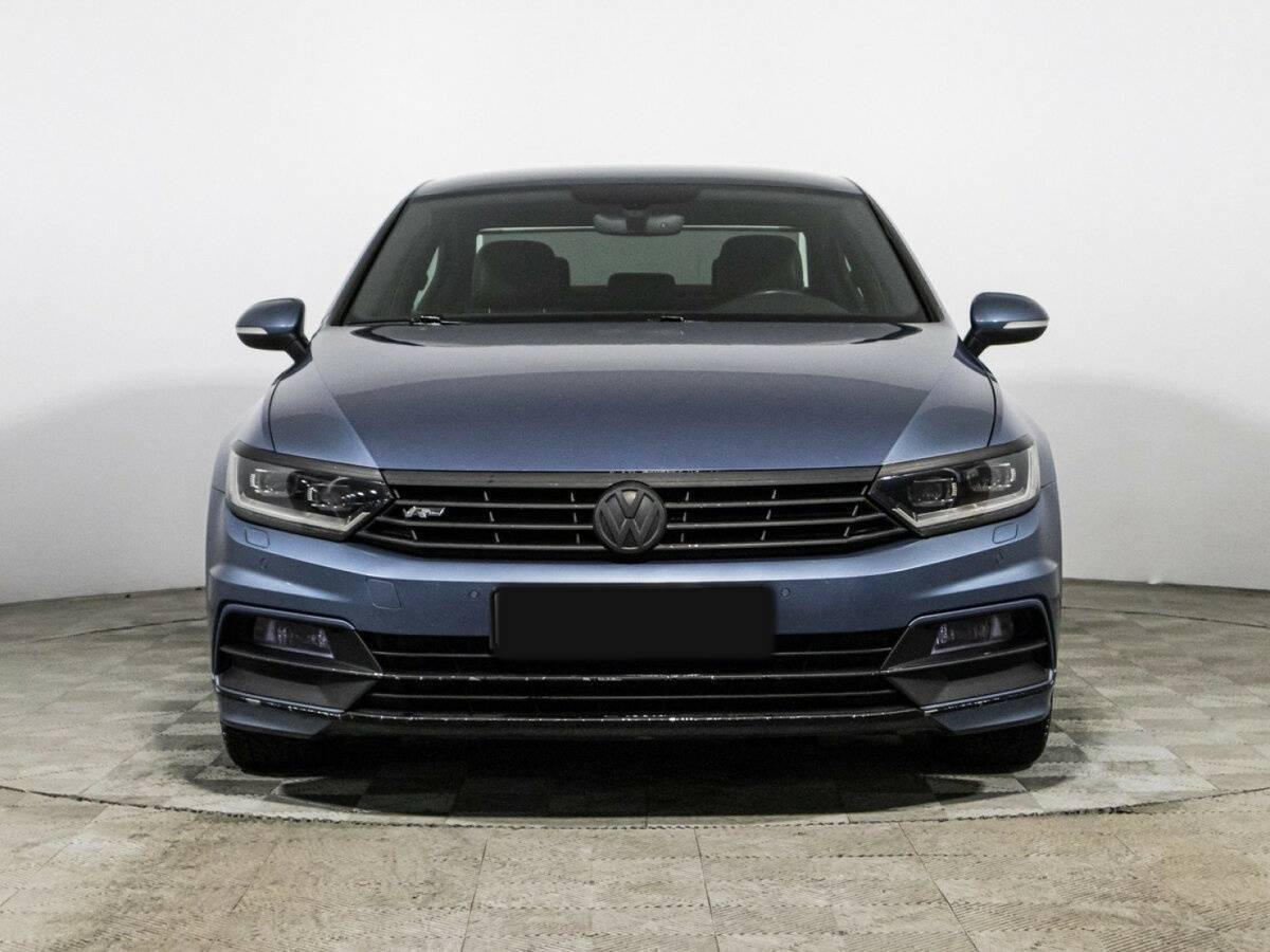 Купить Volkswagen Passat DSG7, 2017, 283 948 км, фото №2