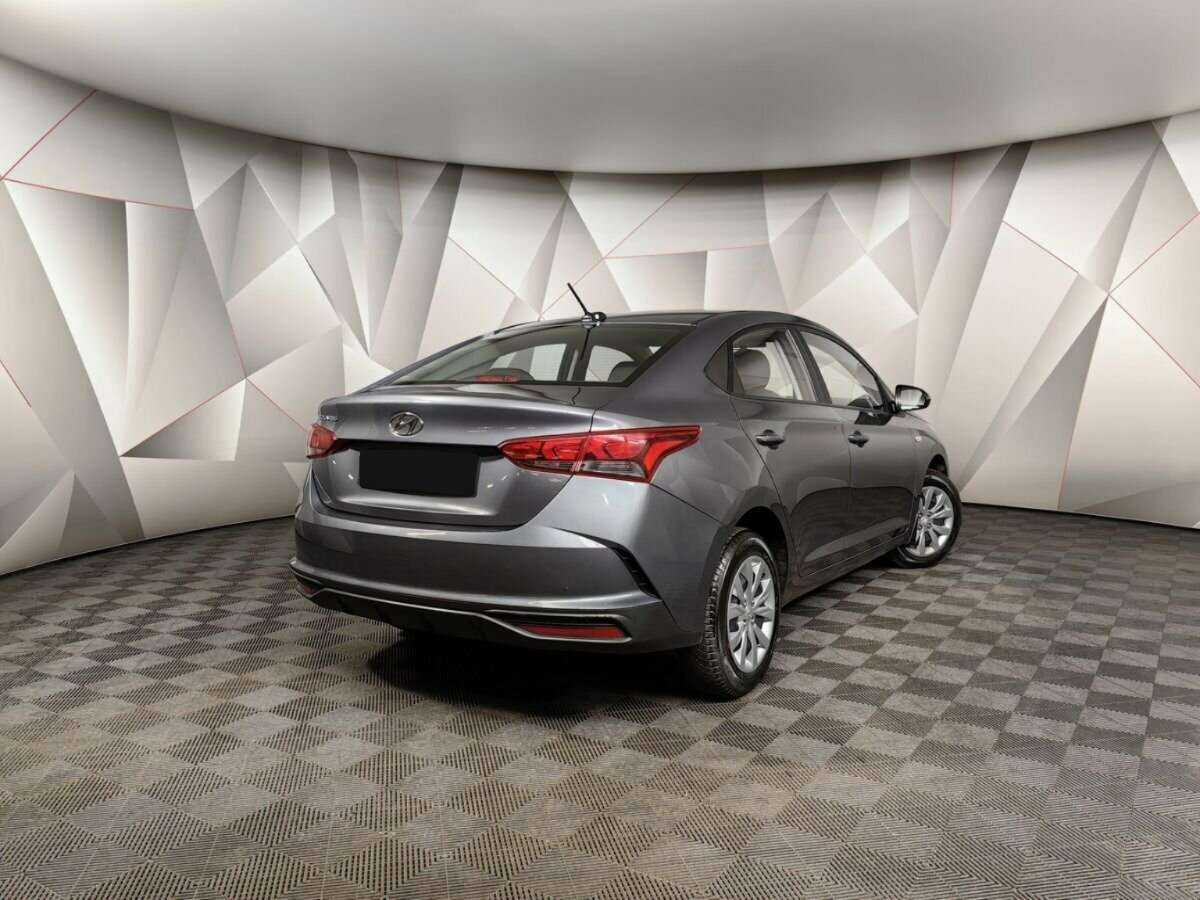 Купить Hyundai Solaris, 2022, 50 007 км, фото №2