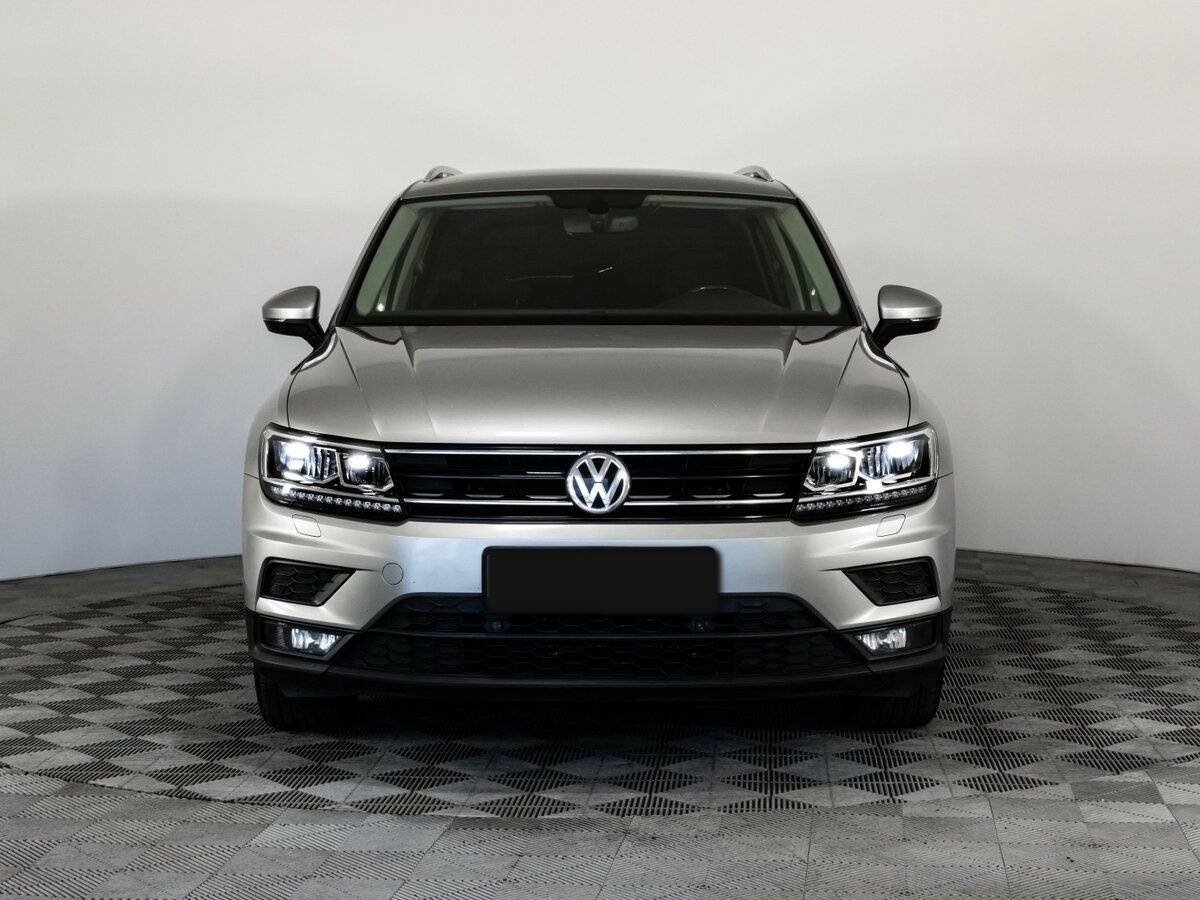 Купить Volkswagen Tiguan, 2017, 182 894 км, фото №2
