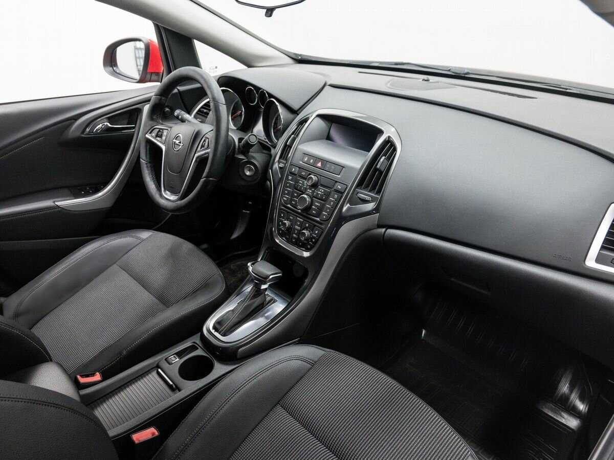 Купить Opel Astra, 2013, 121 000 км, фото №7