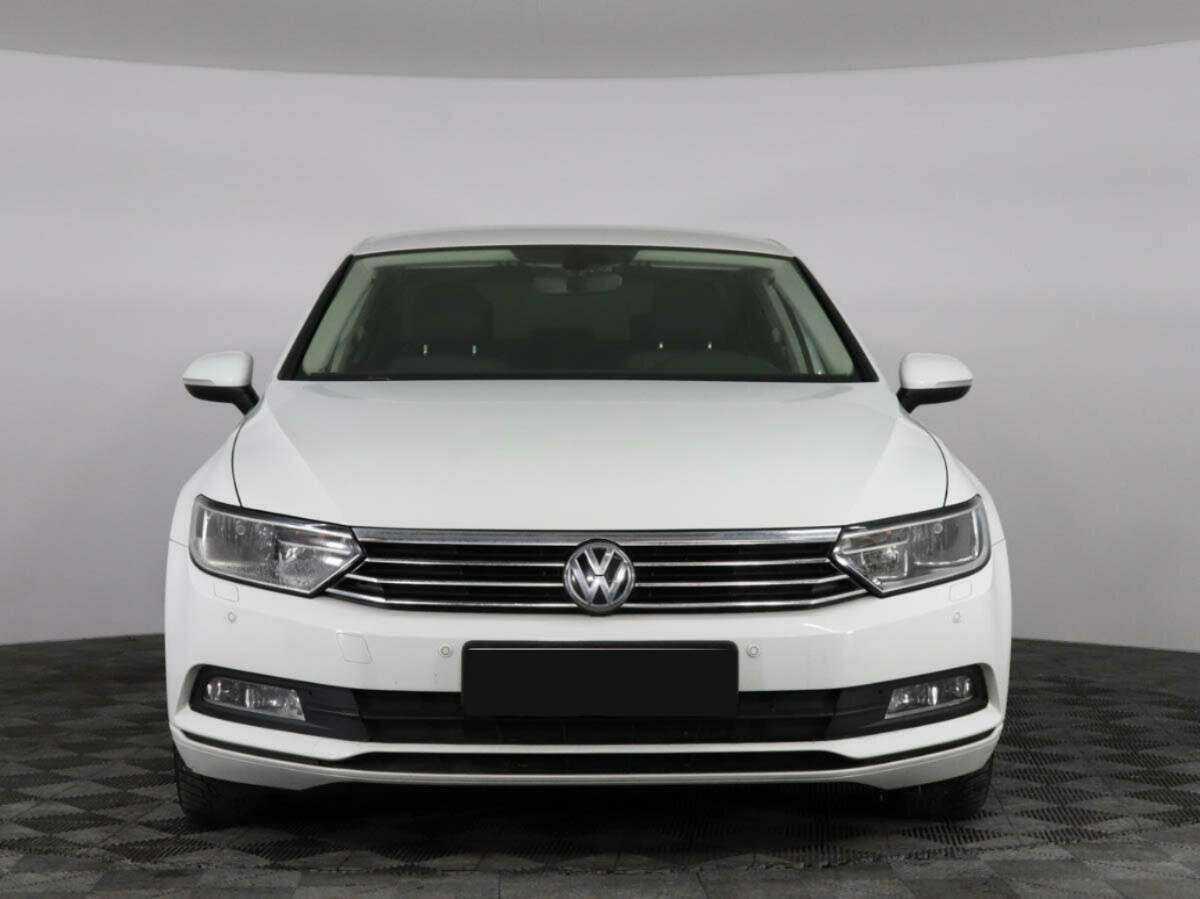 Купить Volkswagen Passat, 2016, 78 106 км, фото №2