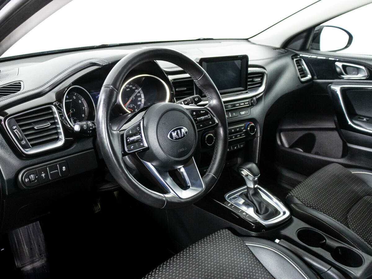 Купить Kia Ceed, 2019, 116 000 км, фото №11