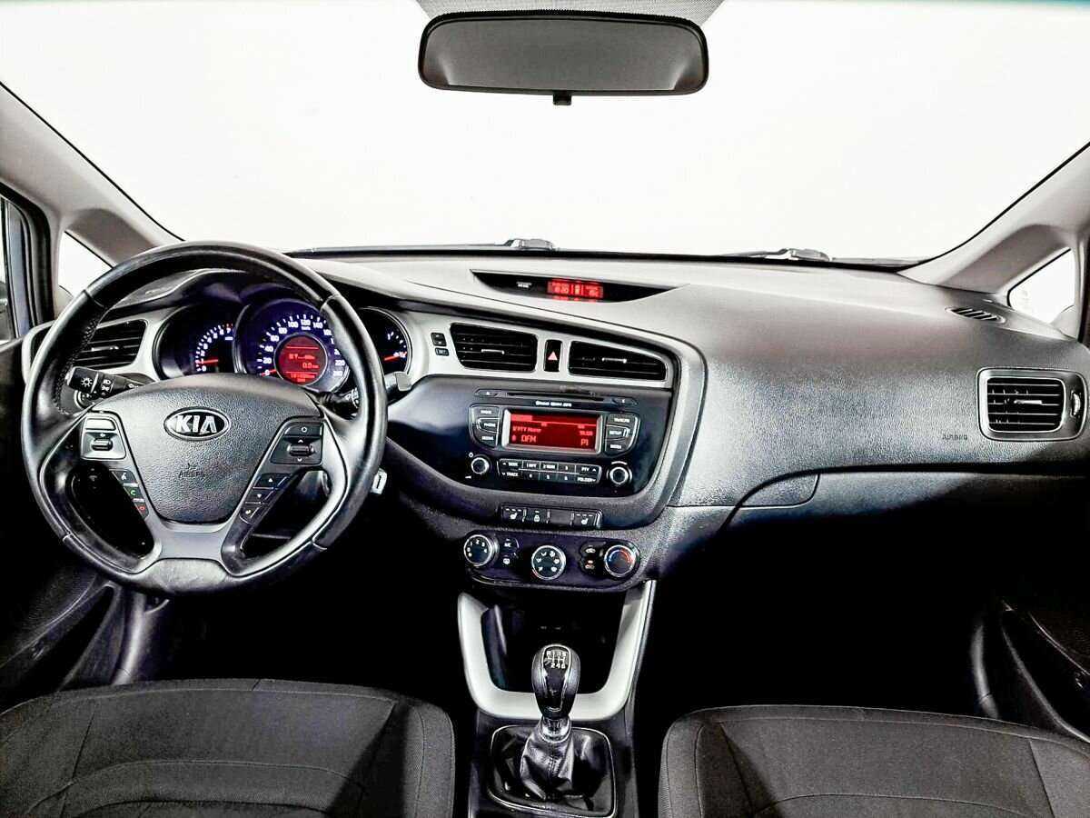 Купить Kia Ceed, 2014, 181 000 км, фото №12