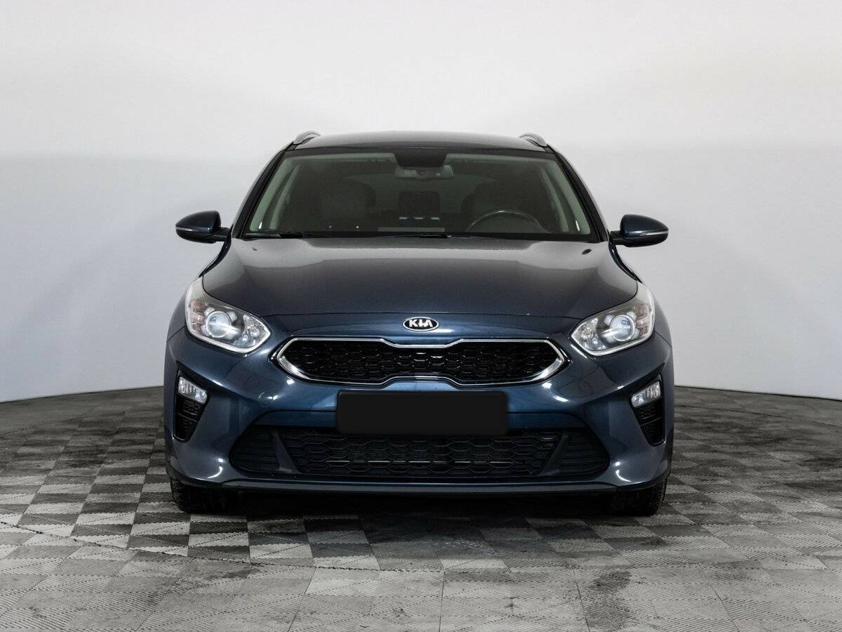 Купить Kia Ceed, 2020, 128 000 км, фото №2