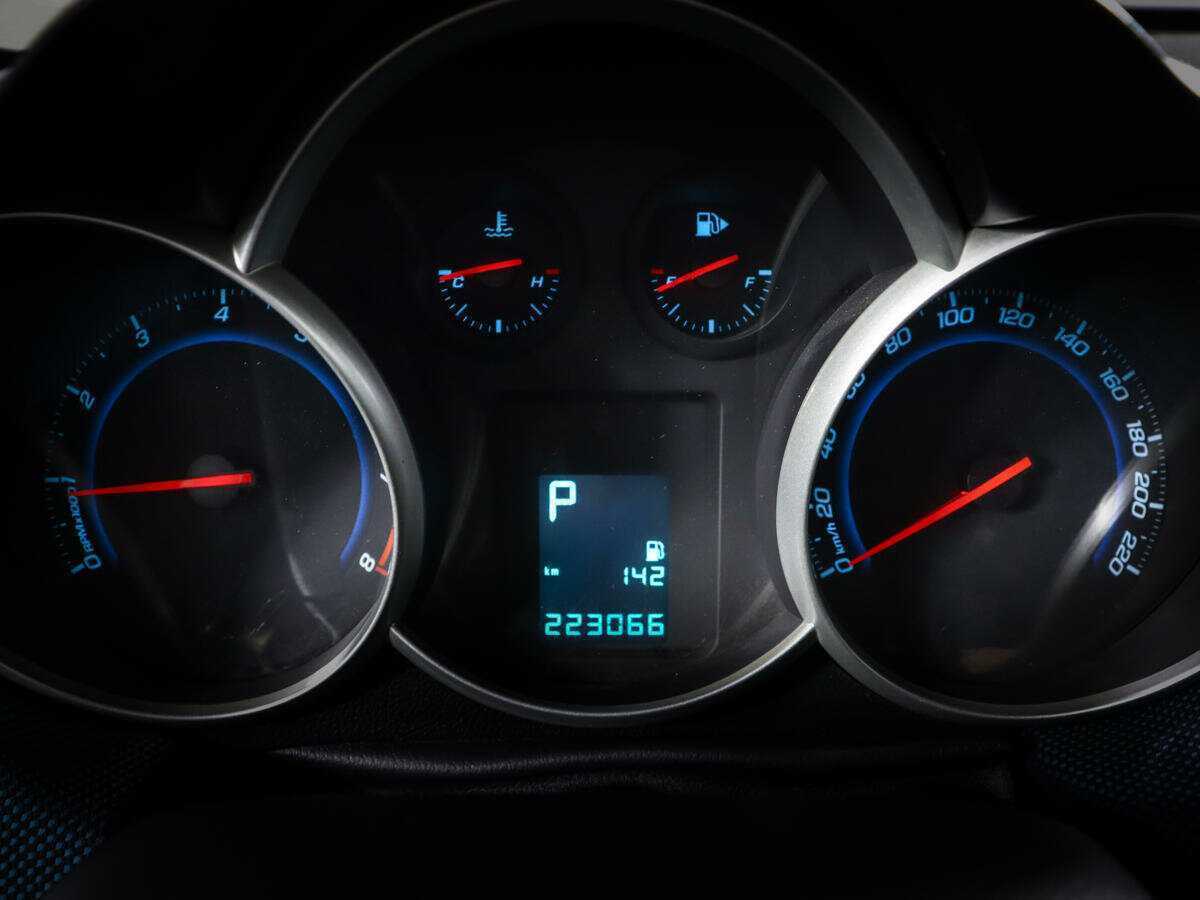 Купить Chevrolet Cruze, 2013, 223 000 км, фото №9