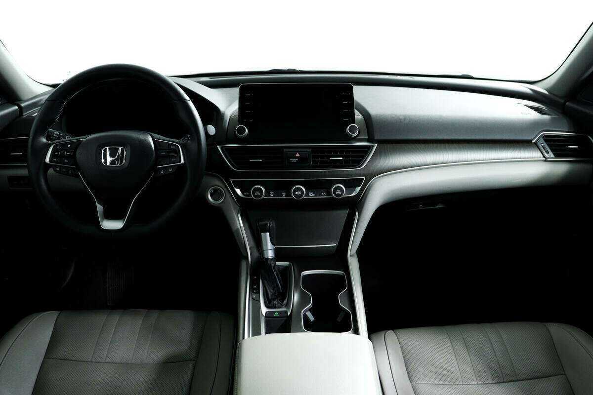 Купить Honda Accord, 2018, 43 200 км, фото №11