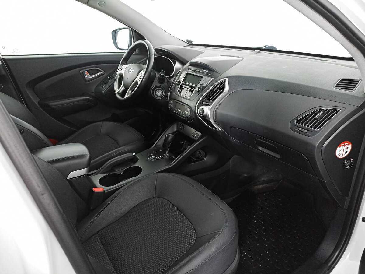 Купить Hyundai ix35, 2012, 72 985 км, фото №10
