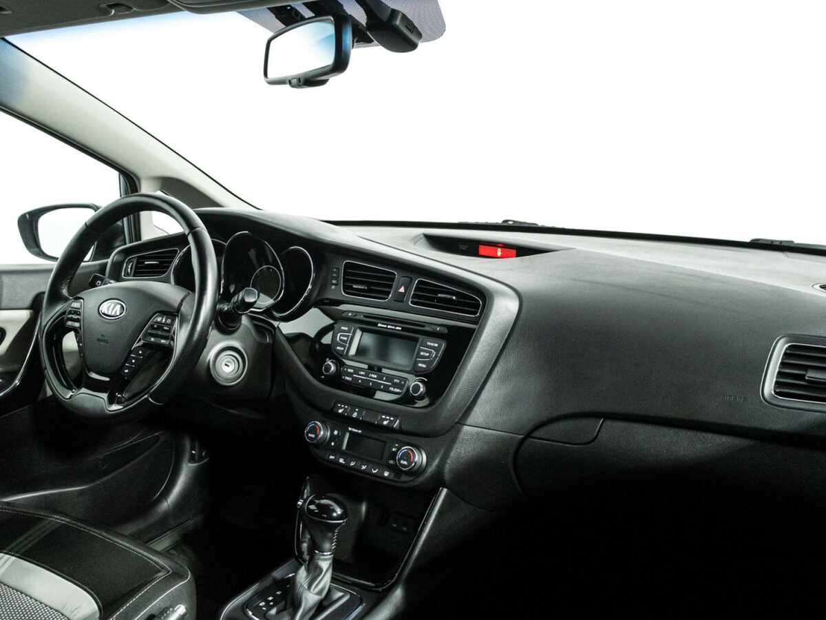 Купить Kia Ceed II, 2015, 100 145 км, фото №9