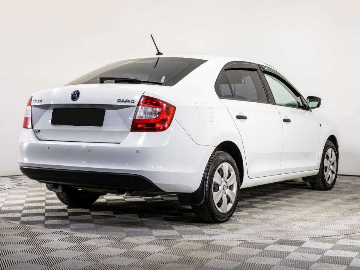 Купить Skoda Rapid, 2016, 180 721 км, фото №4