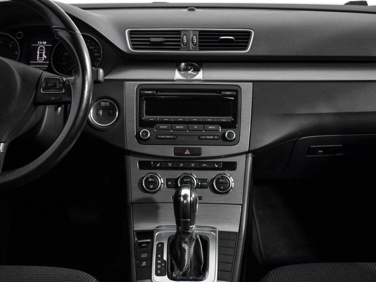 Купить Volkswagen Passat, 2012, 118 702 км, фото №14
