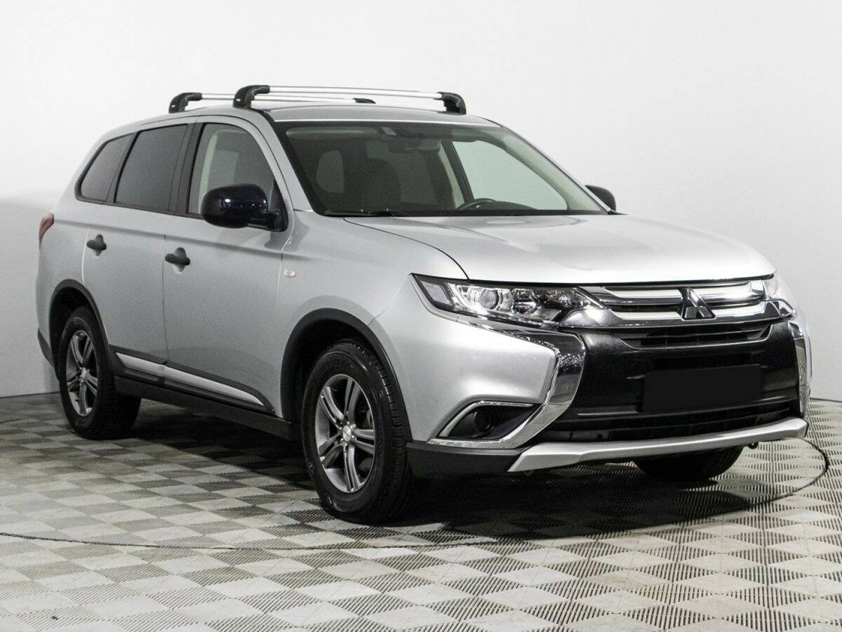 Купить Mitsubishi Outlander, 2017, 104 482 км, фото №3