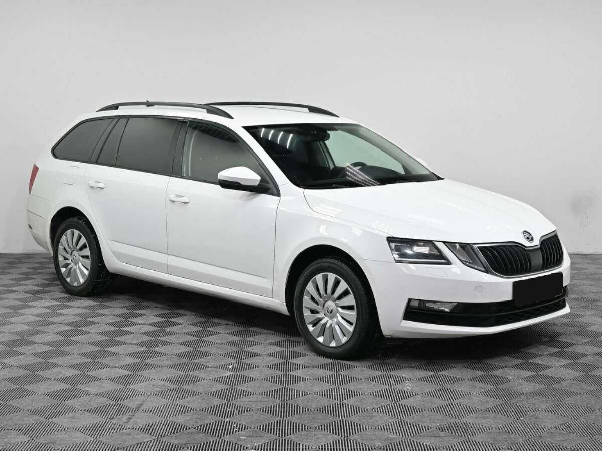 Купить Skoda Octavia, 2017, 137 000 км, фото №3