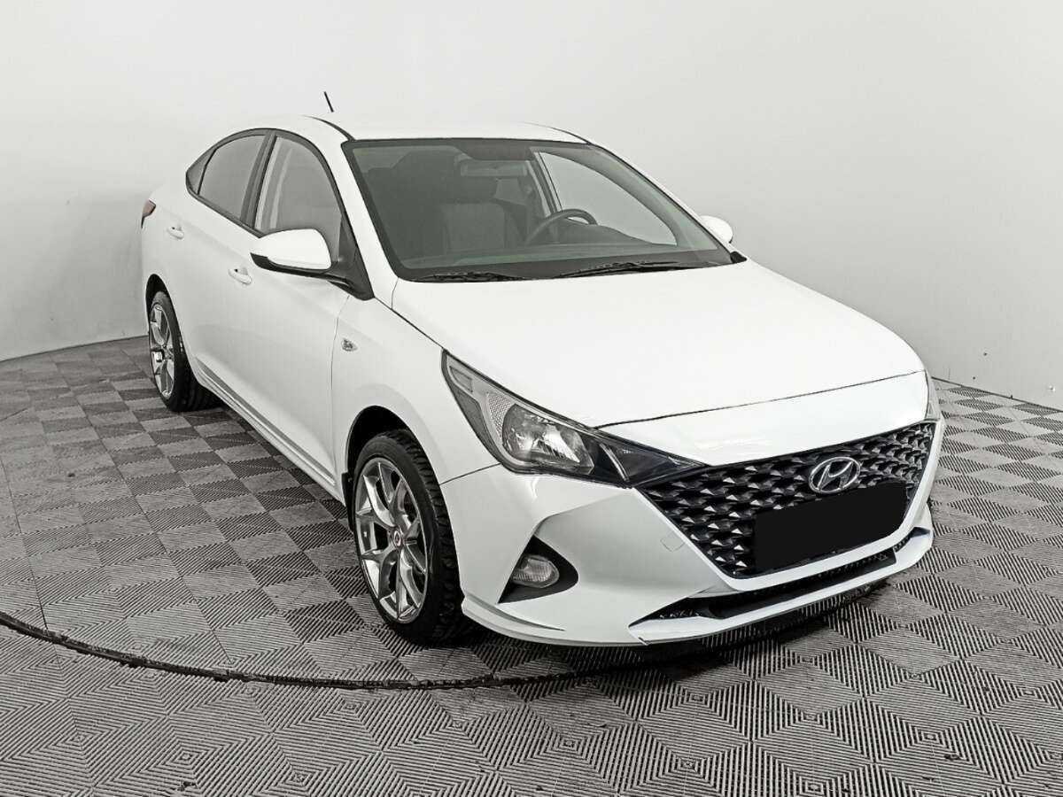Купить Hyundai Solaris, 2020, 167 245 км, фото №3