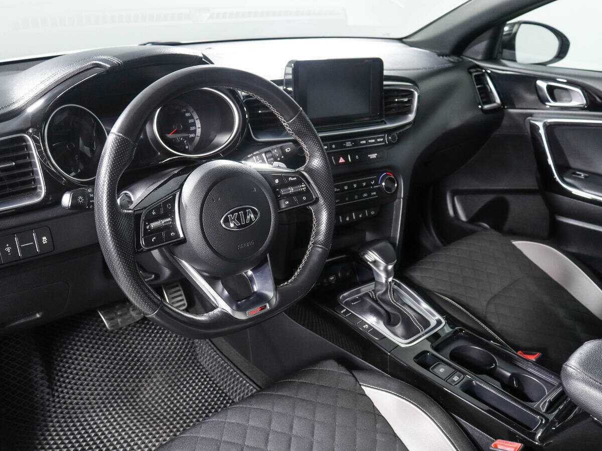 Купить Kia Proceed, 2019, 95 000 км, фото №12