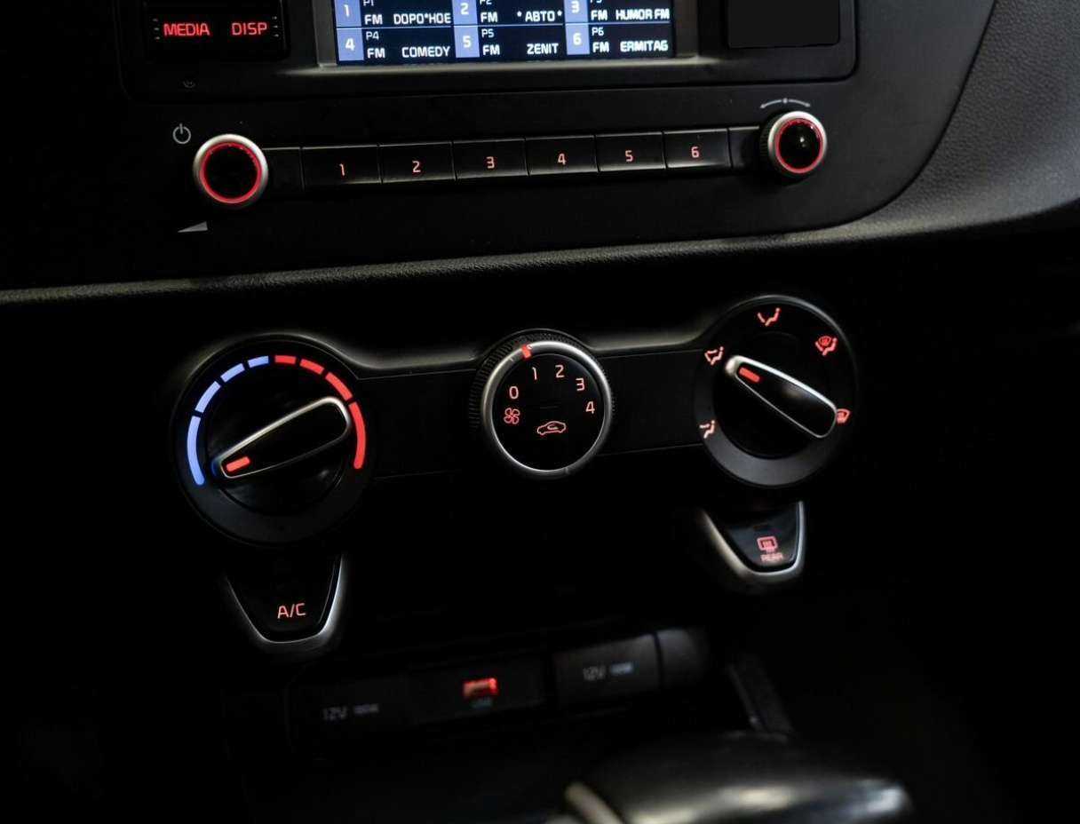 Купить Kia Rio X, 2022, 68 006 км, фото №13