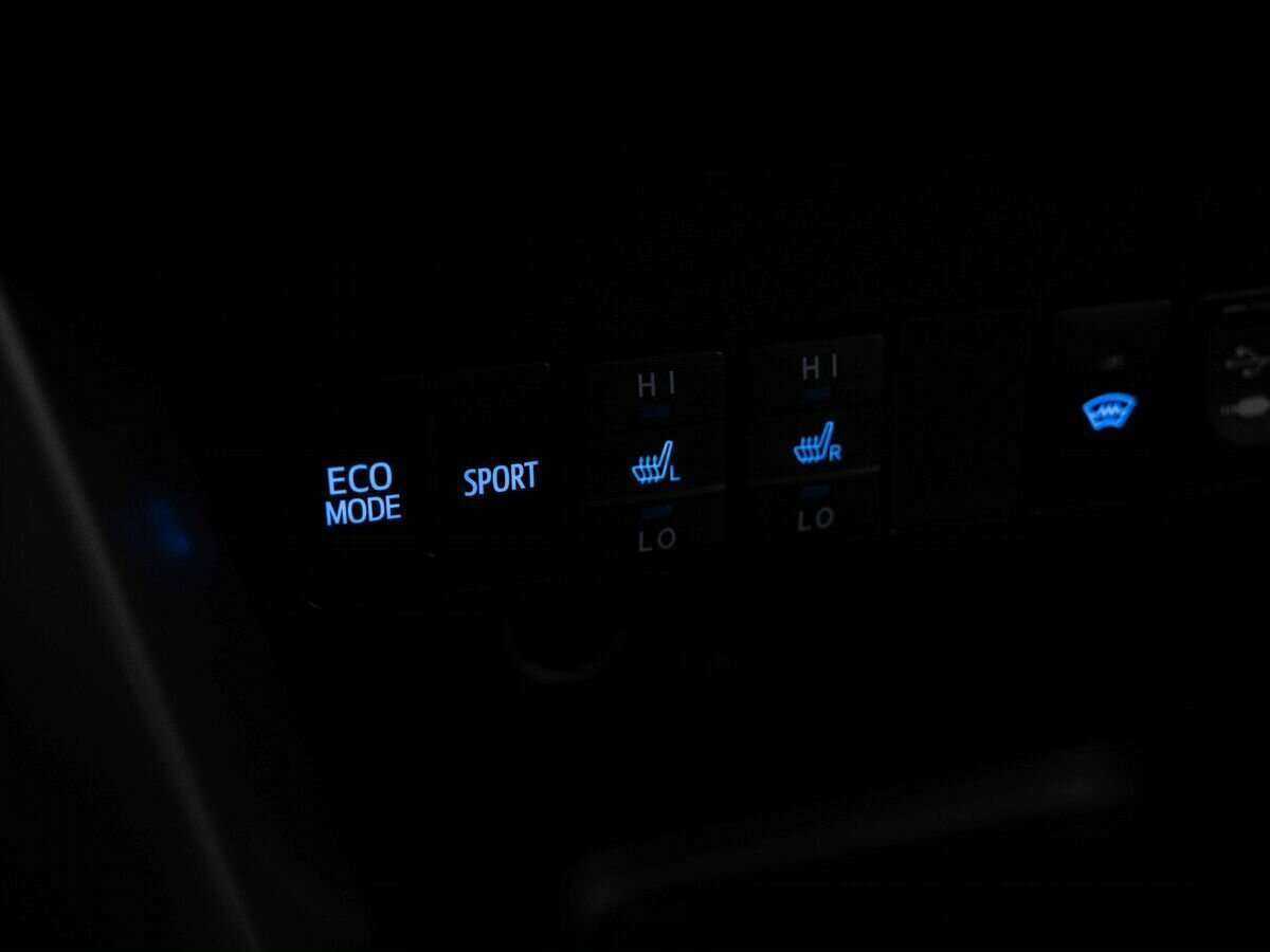 Купить Toyota RAV4, 2017, 176 750 км, фото №17