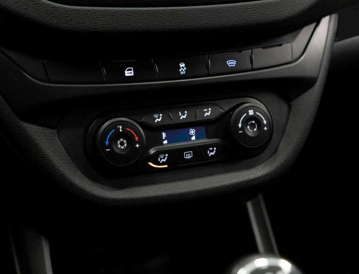 Купить Lada (ВАЗ) Vesta SW, 2019, 105 000 км, фото №13