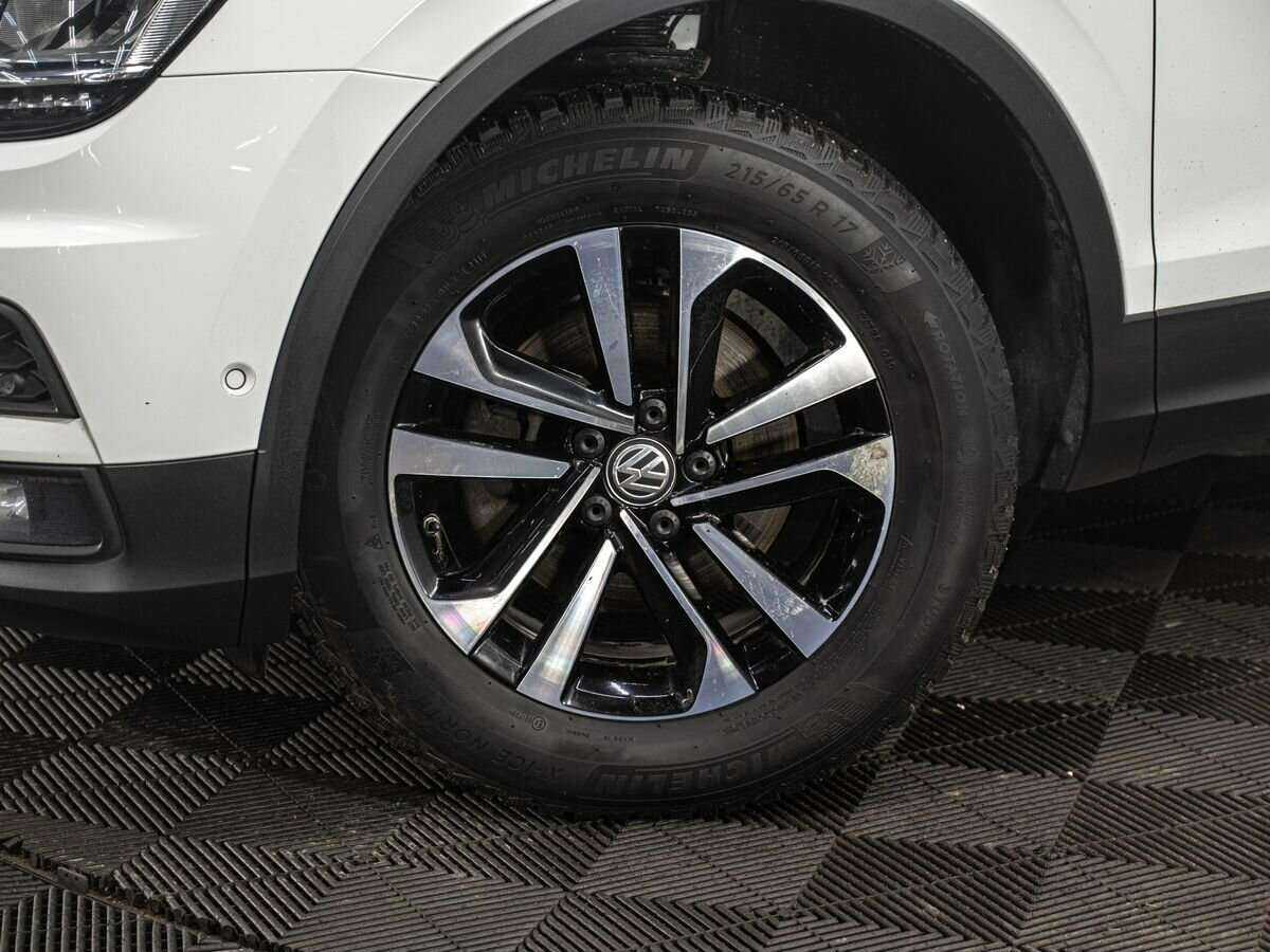 Купить Volkswagen Tiguan, 2019, 113 978 км, фото №9