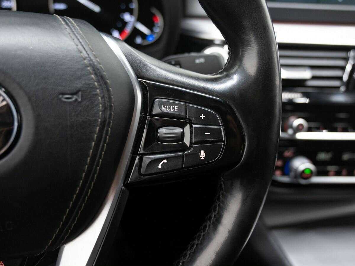 Купить BMW 5 серии 520d, 2018, 165 962 км, фото №23