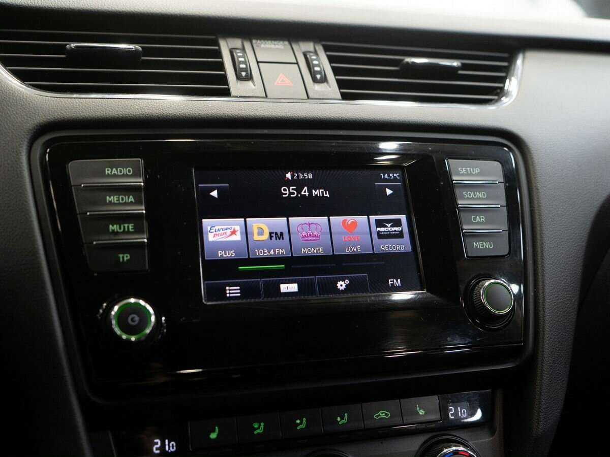 Купить Skoda Octavia, 2014, 287 000 км, фото №11