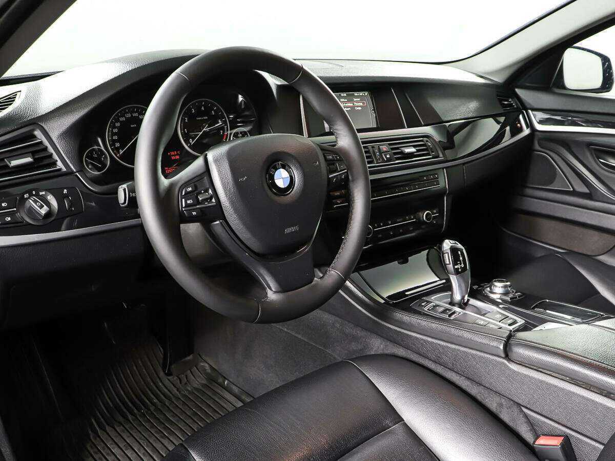 Купить BMW 5 серии 528i xDrive, 2013, 129 299 км, фото №13