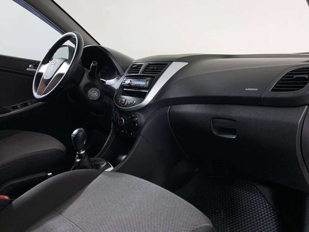 Купить Hyundai Solaris, 2012, 170 379 км, фото №11