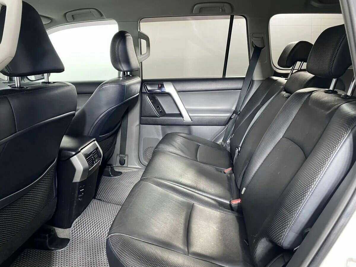 Купить Toyota Land Cruiser Prado, 2013, 213 000 км, фото №9