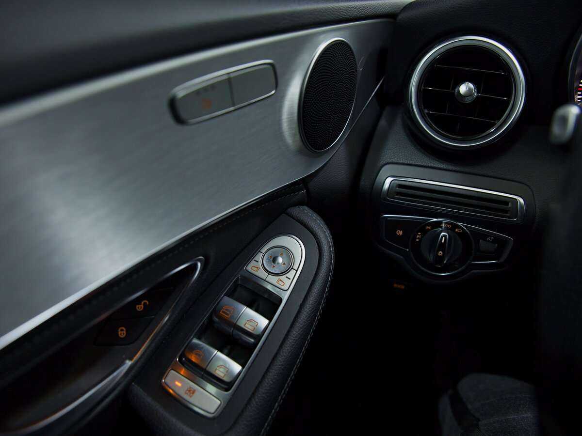 Купить Mercedes-Benz C-Класс 180, 2014, 143 272 км, фото №9