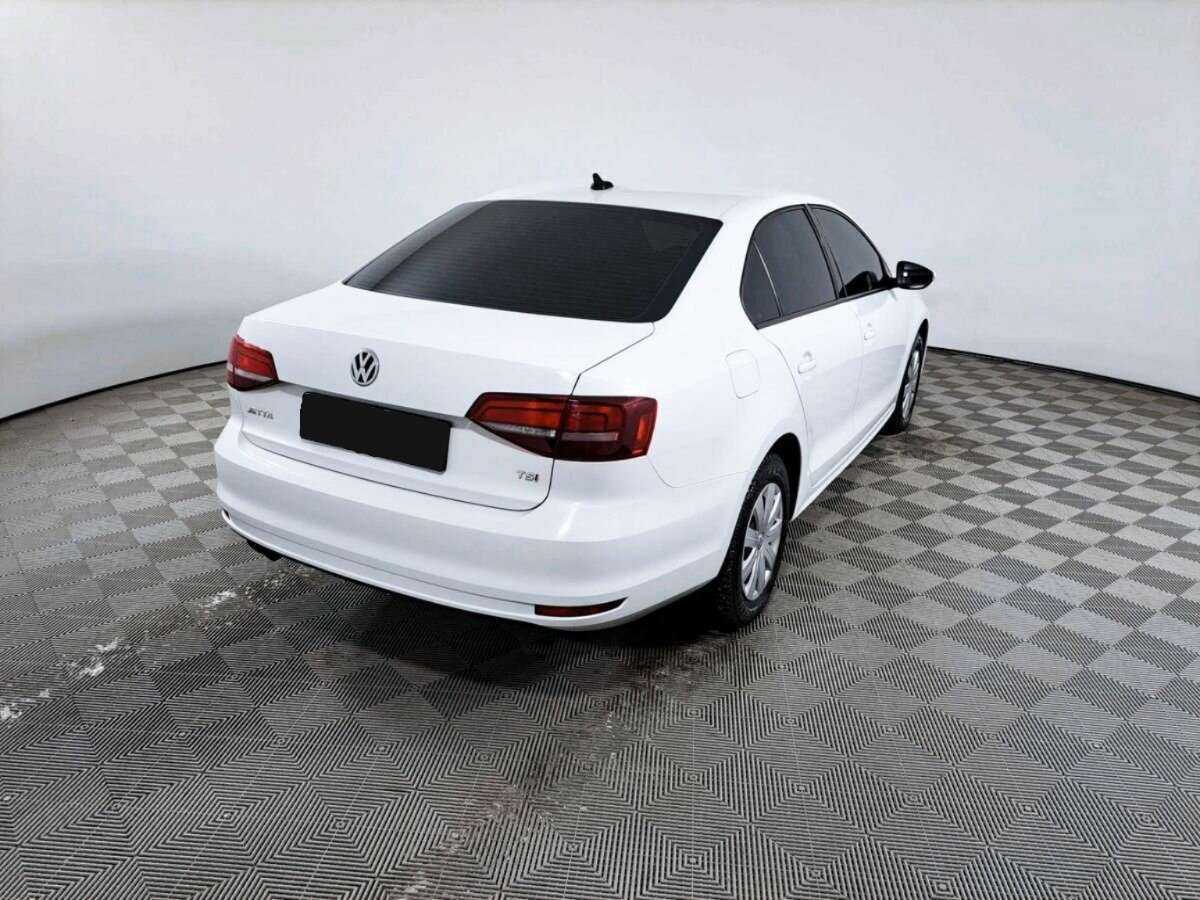 Купить Volkswagen Jetta, 2016, 105 363 км, фото №5