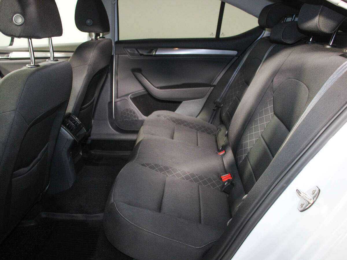 Купить Skoda Superb, 2017, 100 063 км, фото №7
