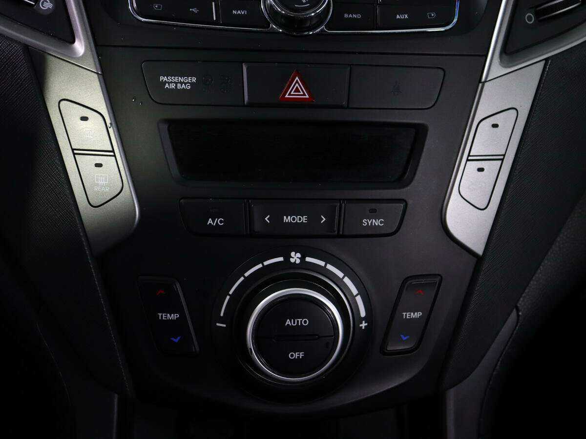 Купить Hyundai Santa Fe, 2017, 106 202 км, фото №16