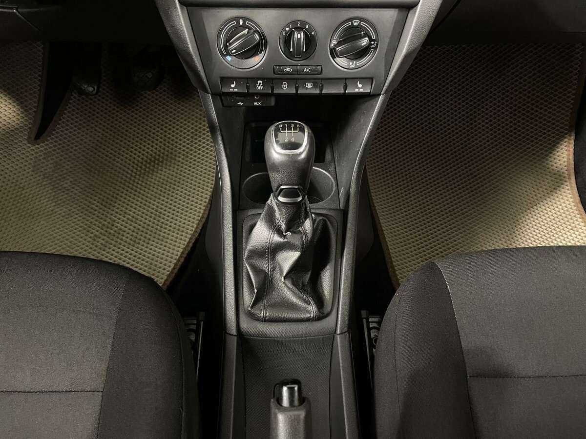 Купить Skoda Rapid, 2016, 238 147 км, фото №12