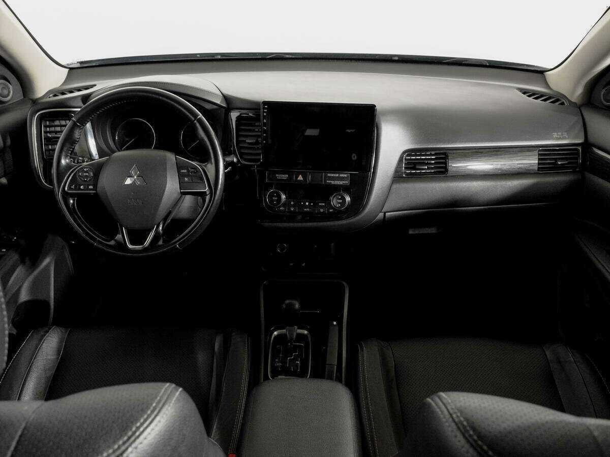 Купить Mitsubishi Outlander, 2017, 101 000 км, фото №11