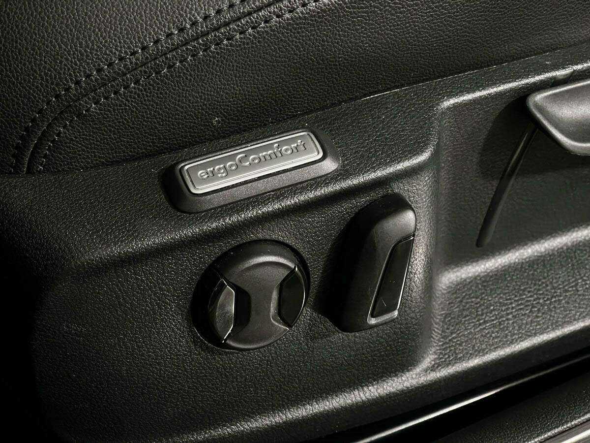 Купить Volkswagen Passat, 2017, 106 250 км, фото №14