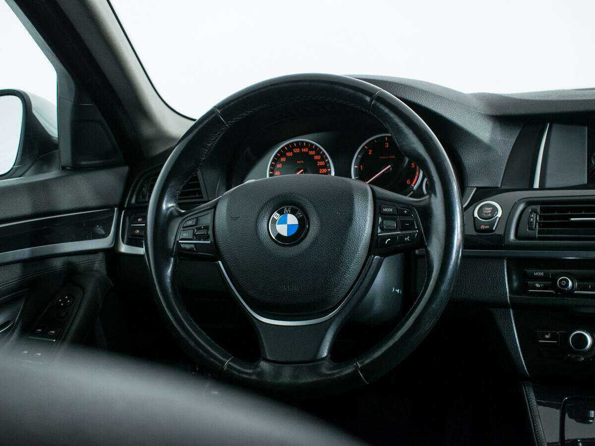 Купить BMW 5 серии 520d, 2016, 146 400 км, фото №14