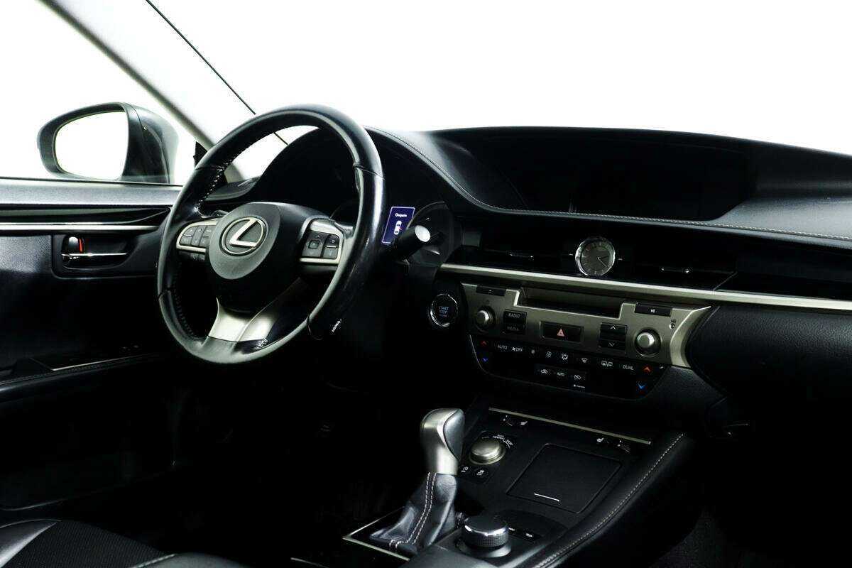 Купить Lexus ES 200, 2016, 185 085 км, фото №9