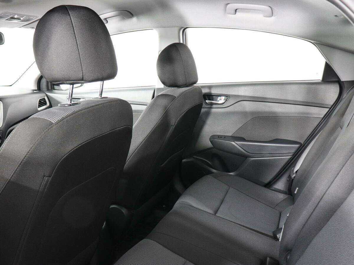 Купить Hyundai Solaris, 2021, 23 440 км, фото №9