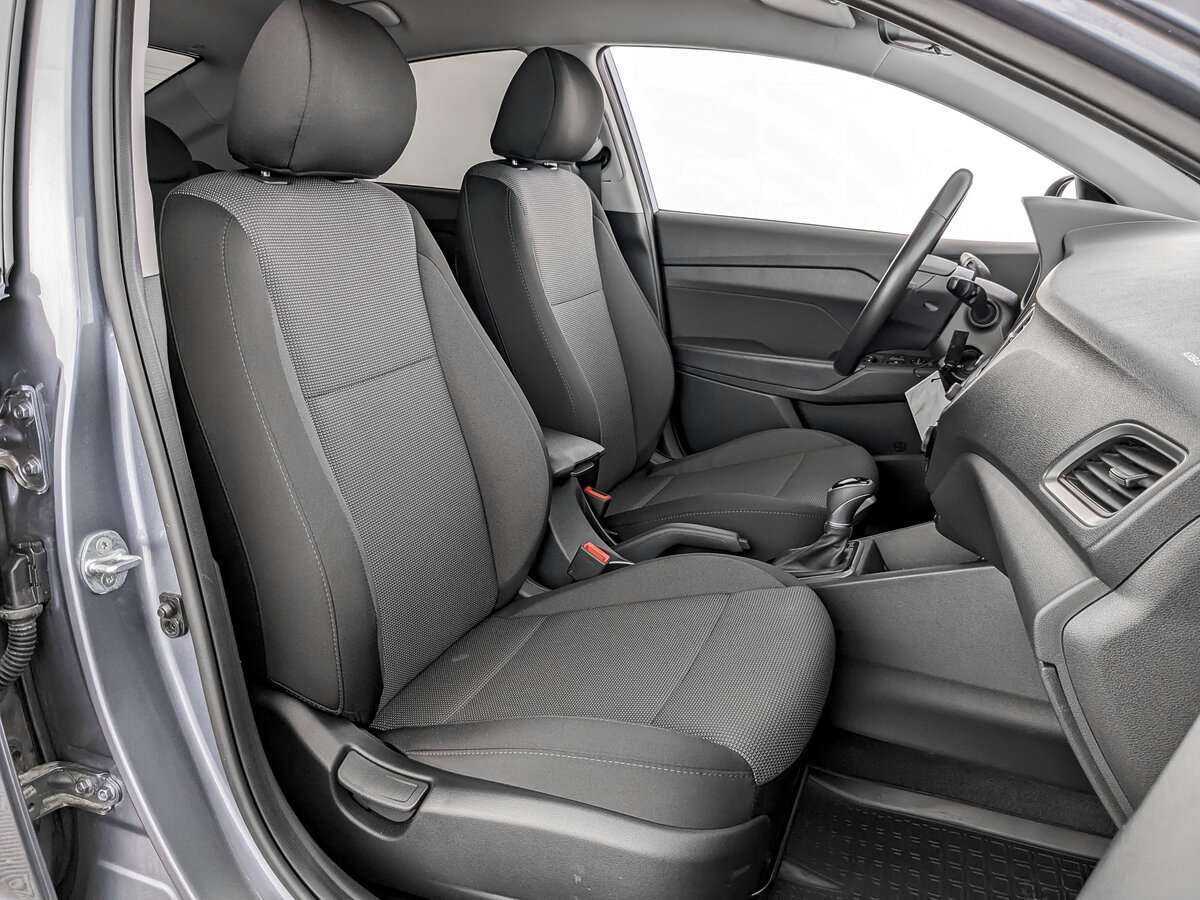 Купить Hyundai Solaris, 2018, 45 187 км, фото №19