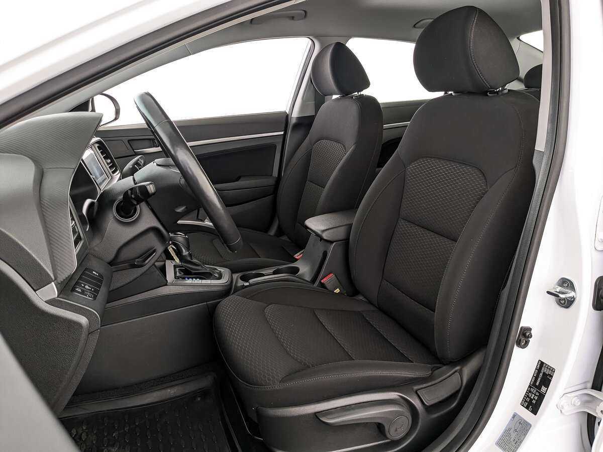 Купить Hyundai Elantra, 2020, 32 430 км, фото №16